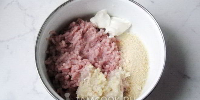 Рецепт рыбных зраз с грибами и сыром