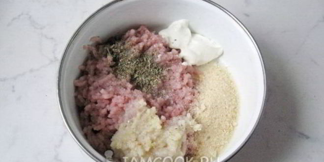 Рецепт рыбных зраз с грибами и сыром