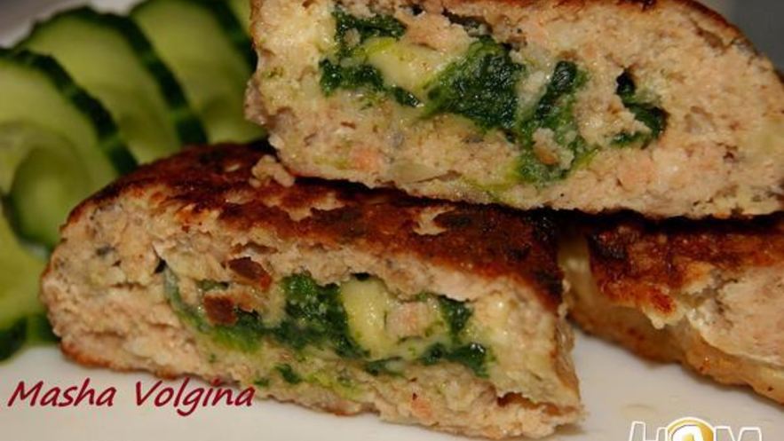 Рецепт зраз из горбуши с сыром и шпинатом