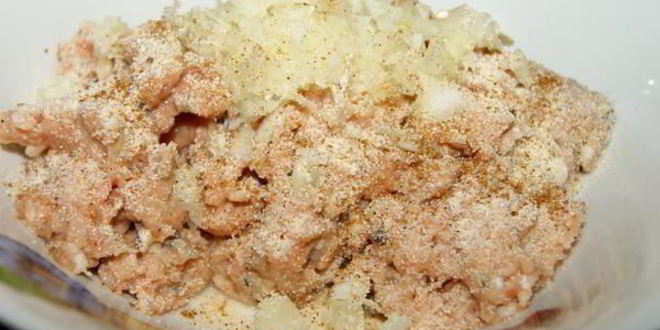 Рецепт зраз из горбуши с сыром и шпинатом