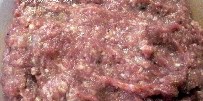 Рецепт зраз по особому с начинкой из жареного лука и брынзы