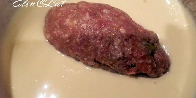 Рецепт зраз по особому с начинкой из жареного лука и брынзы