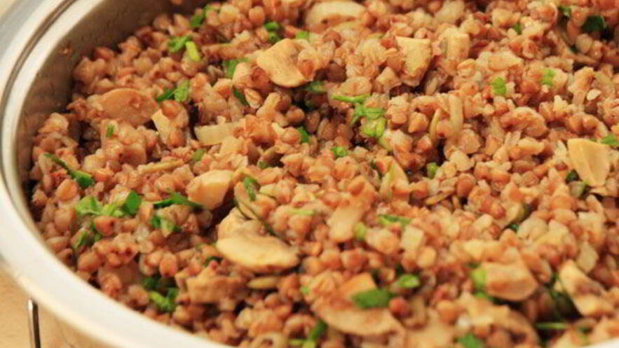 Рецепт гречки с грибами и семечками
