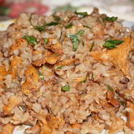 Рецепт Гречки с лисичками и луком