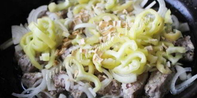 Рецепт гречки с мясом, тушеная в сметане