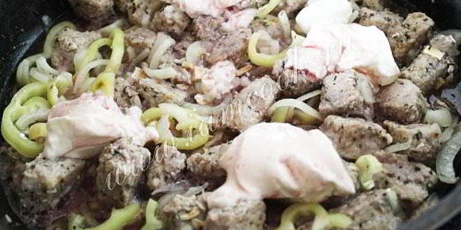 Рецепт гречки с мясом, тушеная в сметане