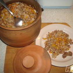 Рецепт Гречки со свининой в махотке