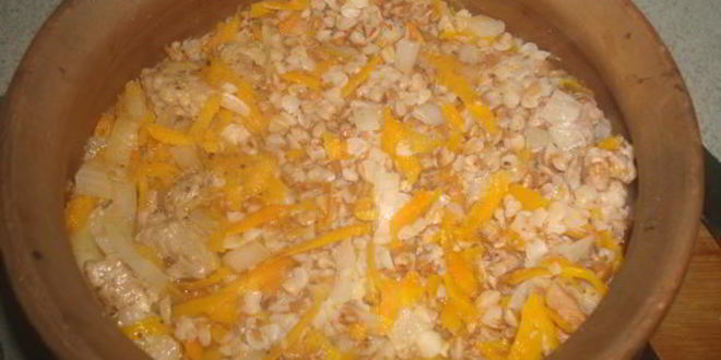 Рецепт гречки со свининой в махотке