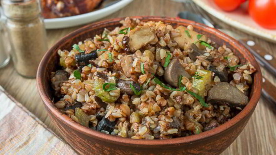 Рецепт гречневой каши с лесными грибами