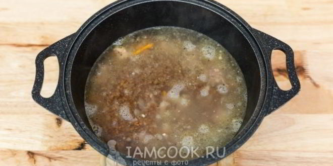 Рецепт гречневой каши с тушенкой по-армейски