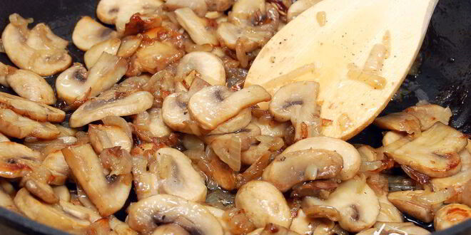 Рецепт каши гречневой с грибами и луком