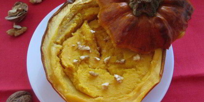 Рецепт каши из тыквы в тыквенном горшочке с грецкими орехами