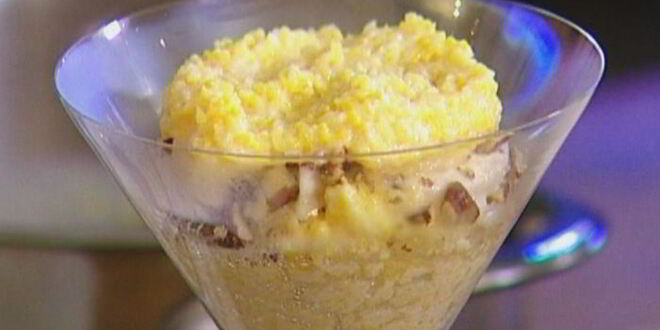 Рецепт кукурузной каши с маскарпоне, голубикой и орехами пекан