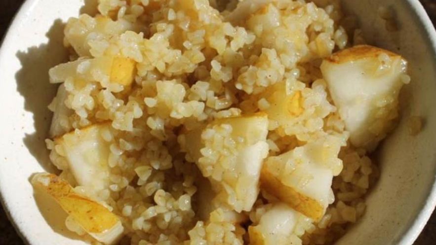 Рецепт медовой каши из булгура с грушей