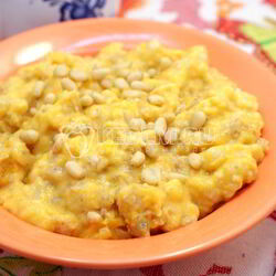 Рецепт Овсяной каши с тыквой и кедровыми орешками