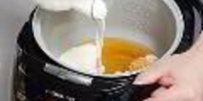 Рецепт овсяной каши с яблоком, изюмом и корицей в мультиварке