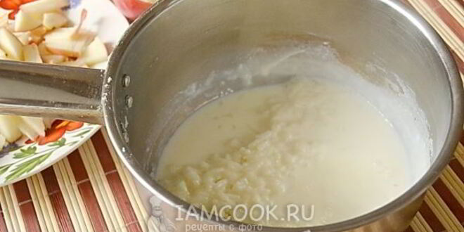 Рецепт рисовой каши с яблоками