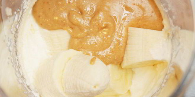 Рецепт бананова-арахисового коктейль