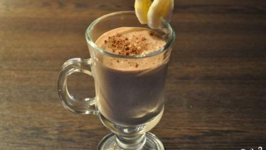 Рецепт бананова-шоколадного коктейль