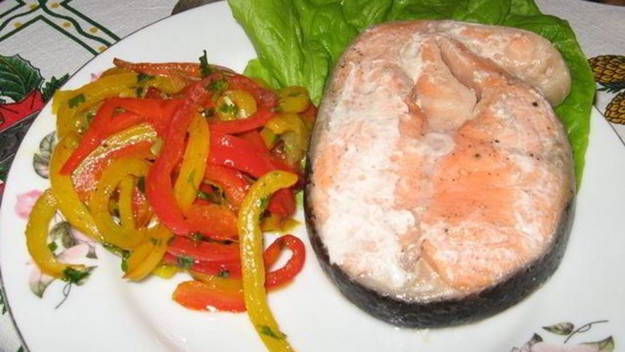 Рецепт горячей семги в собственном соку