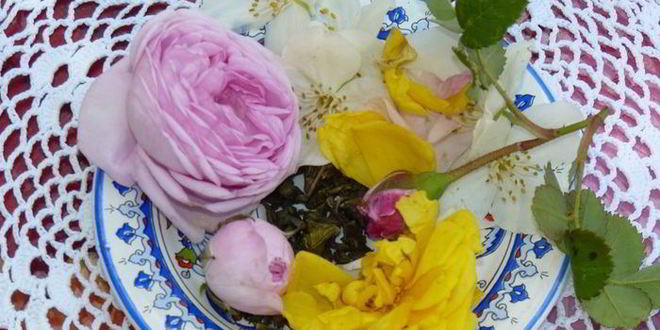 Рецепт летнего цветочного чая для подруг