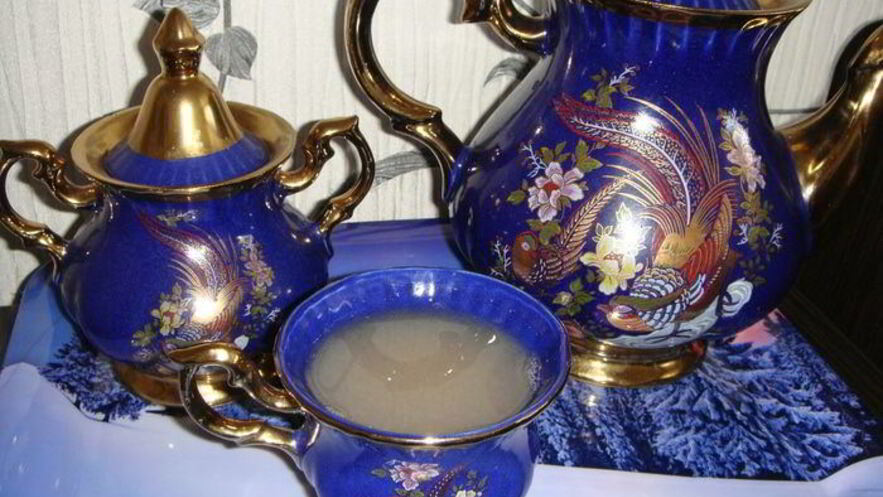 Рецепт согревающего пряного чая с хурмой