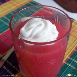 Рецепт Киселя клюквенного горячего со сливками