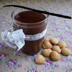 Рецепт Горячего шоколада со вкусом ванили и кофе