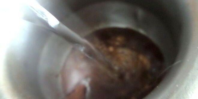 Рецепт карамельного кофе под сливочной шапочкой