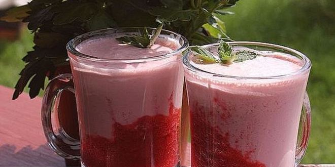 Рецепт коктейля из ряженки с малиной