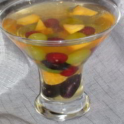 Рецепт Коктейля из яблочного и виноградного сока