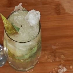 Рецепт Грушевого лимонада с шалфеем