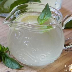 Рецепт Лимонада с базиликом и душистым перцем