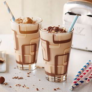 Рецепт Молочного коктейля с мороженым в блендере