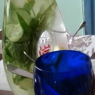 Рецепт Напитка имбирного с огурцами и мятой