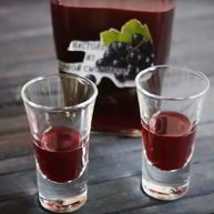 Рецепт Настойки из смородины на водке