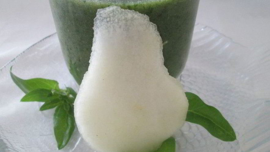 Рецепт апельсинова-грушевого смузи со шпинатом