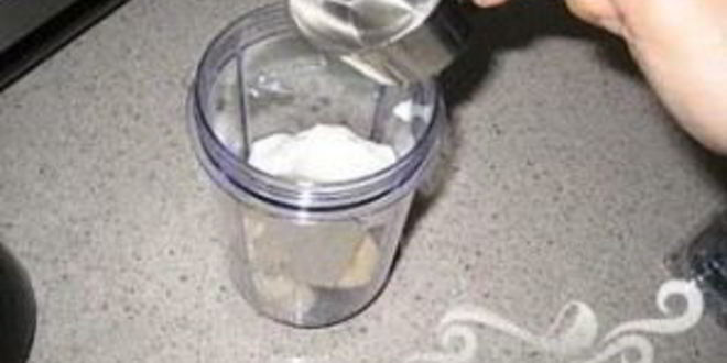 Рецепт бананова-черничного смузи