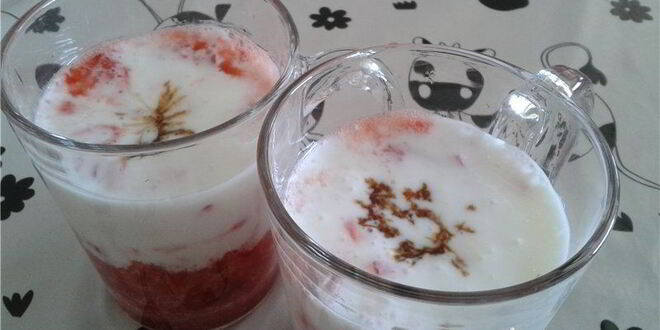 Рецепт клубничного кефирного смузи