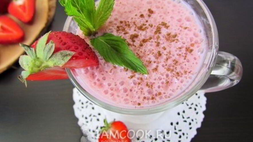 Рецепт клубничного смузи с овсяными хлопьями
