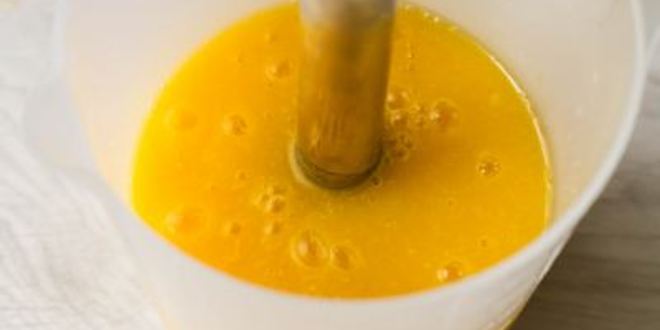 Рецепт смузей из малины и манго