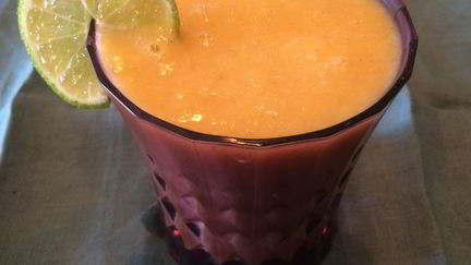 Рецепт Смузей из манго и груши с гречневыми хлопьями