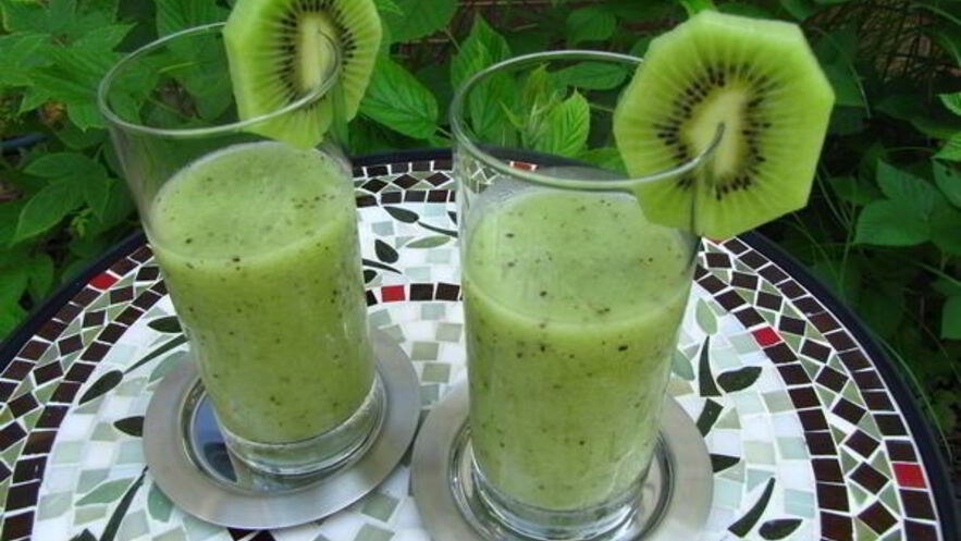 Рецепт смузей с апельсиновым соком и киви