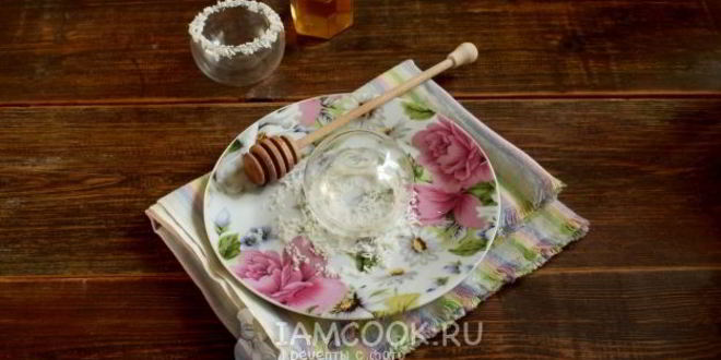 Рецепт смузей с кокосовым молоком и черной смородиной