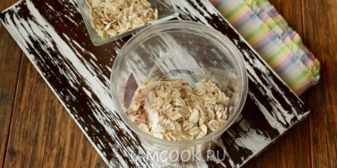 Рецепт смузей с творогом, овсянкой и смородиной