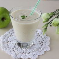 Смузи с яблоком и творогом