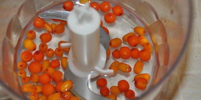 Рецепт солнечного смузи с тыквой и облепихой