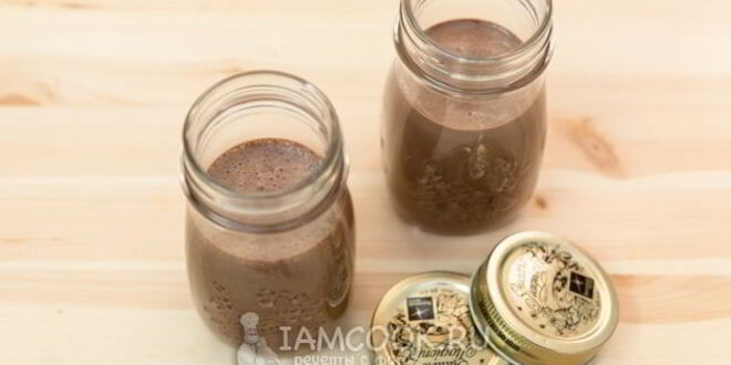 Рецепт творожного смузи с бананом и какао