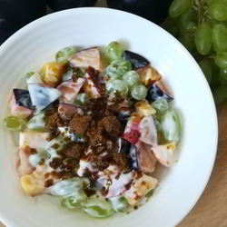 Рецепт Фруктового салата с йогуртовой заправкой