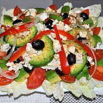 Рецепт Греческого салата с авокадо